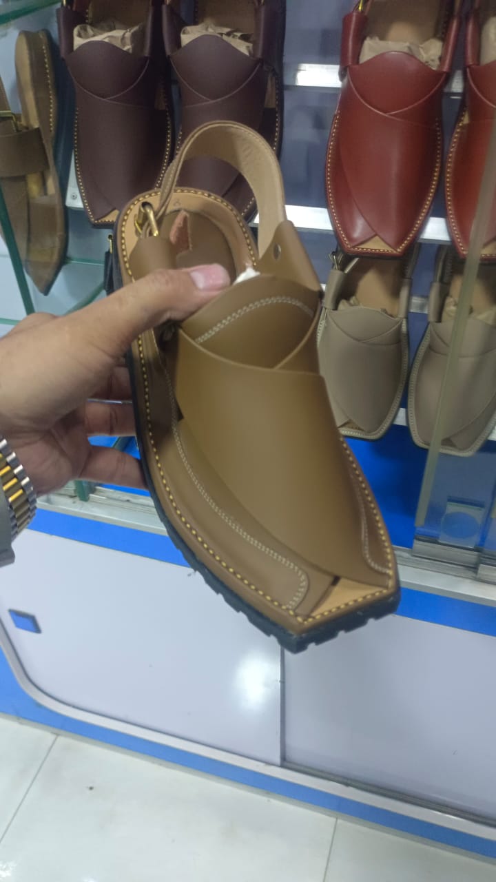 Peshawari Chappal (Kaptan) 05